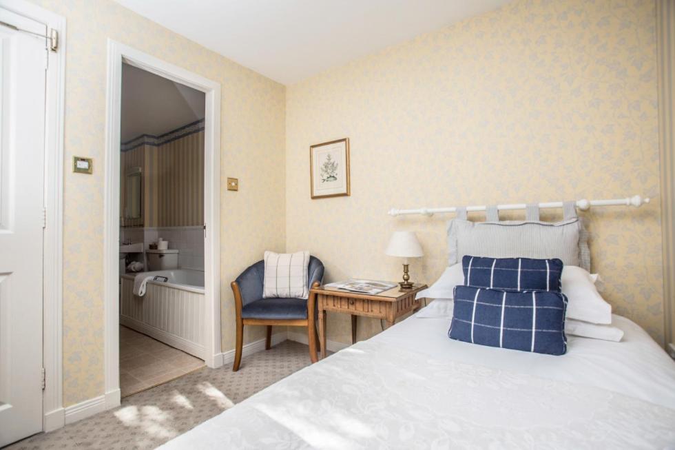 שילדייג Tigh An Eilean Hotel מראה חיצוני תמונה